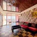 будинок з приватним пірсом та морем совіньон * Odessa