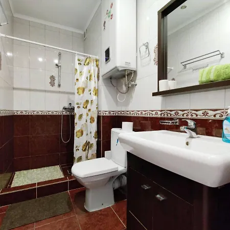 Holiday home будинок з приватним пірсом та морем совіньон *