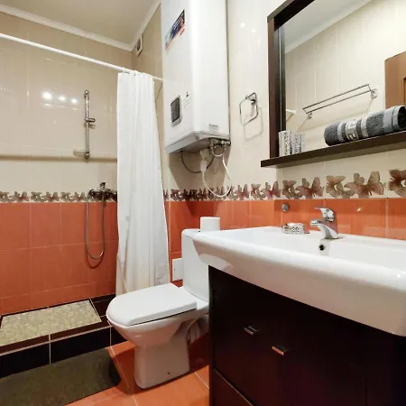 Holiday home будинок з приватним пірсом та морем совіньон