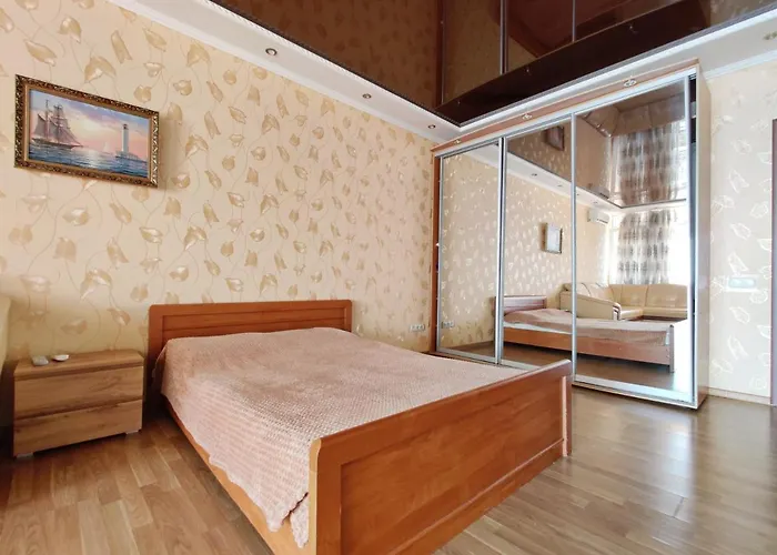 Holiday home будинок з приватним пірсом та морем совіньон *